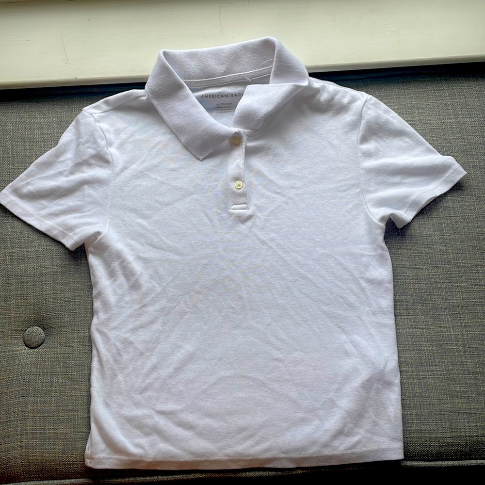 Very cute golf looking crop from American eagle